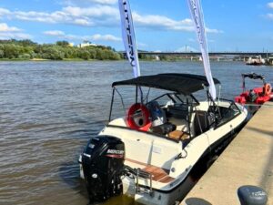 kurs na sternika motorowodnego warszawa zegrze